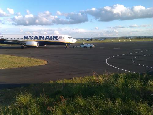 Un grand merci aux ryanair girls qui nous ont voituré la petite Miss dans des timings stressants.