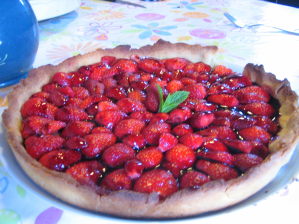 Première tarte aux fraises de la maison